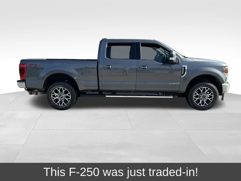 2022 Ford F-250 Super Duty LARIAT