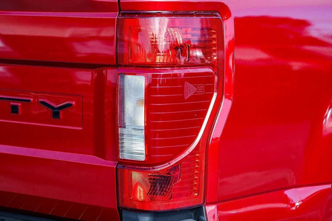 2022 Ford Super Duty 4th Gen - Image 8 of 21