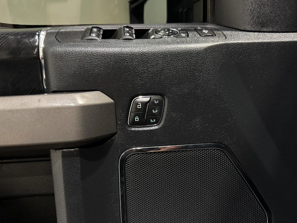 2022 Ford Super Duty 4th Gen - Image 28 of 31