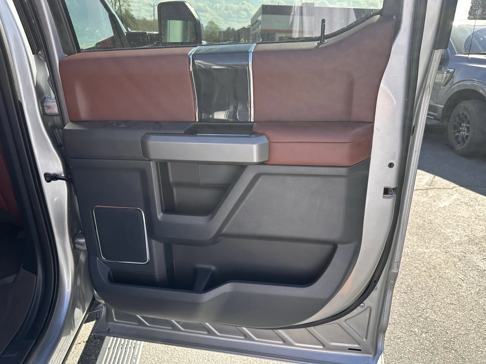 2022 Ford Super Duty 4th Gen - Image 18 of 31