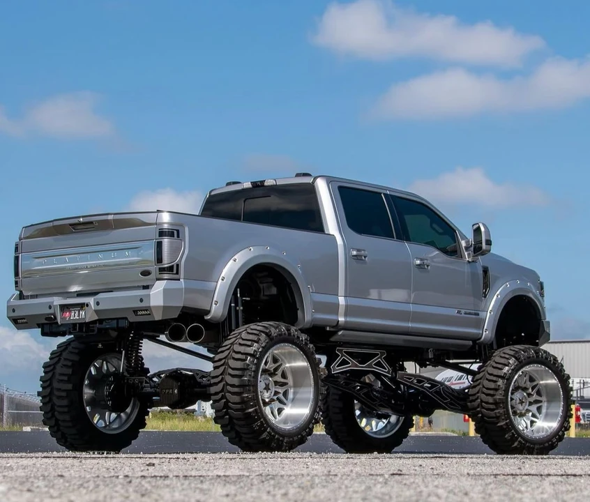 2022 Ford Super Duty 4th Gen - Image 2 of 3