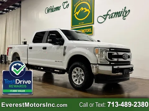 2022 Ford F-250 Super Duty STX 4X4 Crew Cab