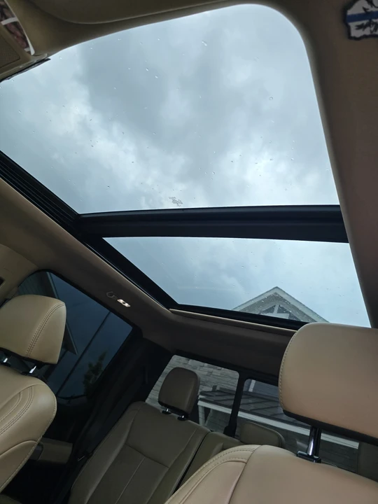 2022 Ford Super Duty - Image 7 of 10