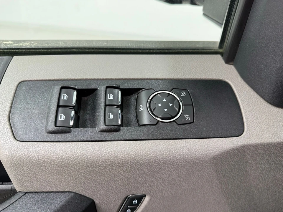 2022 Ford Super Duty 4th Gen - Image 13 of 21