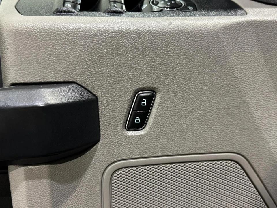 2022 Ford Super Duty 4th Gen - Image 28 of 31