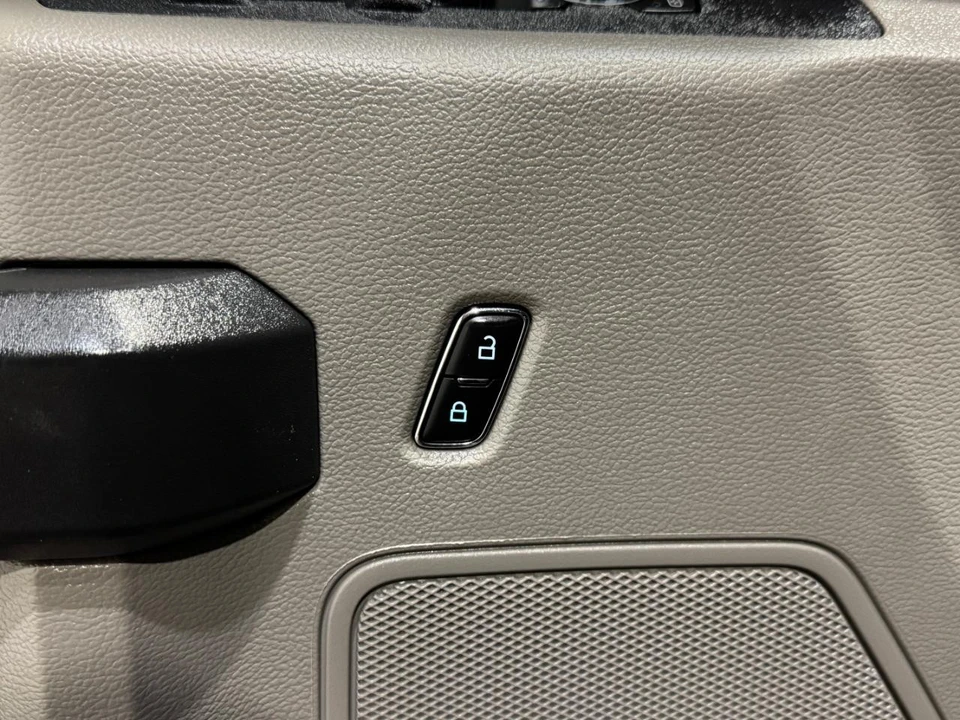 2022 Ford Super Duty 4th Gen - Image 28 of 31