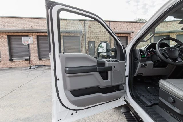 2022 Ford Super Duty 4th Gen - Image 16 of 21