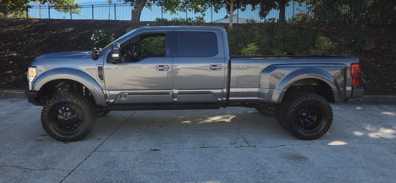 2022 Ford Super Duty 4th Gen - Image 3 of 21