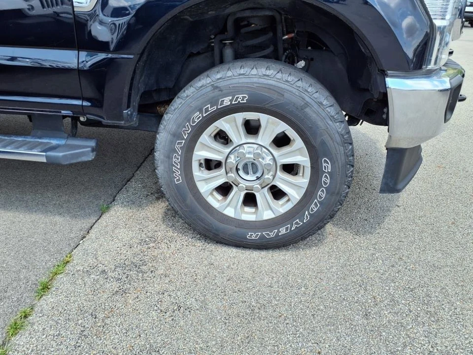 2022 Ford Super Duty 4th Gen - Image 2 of 3