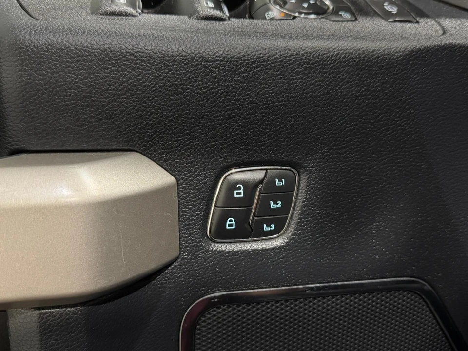2022 Ford Super Duty 4th Gen - Image 27 of 31