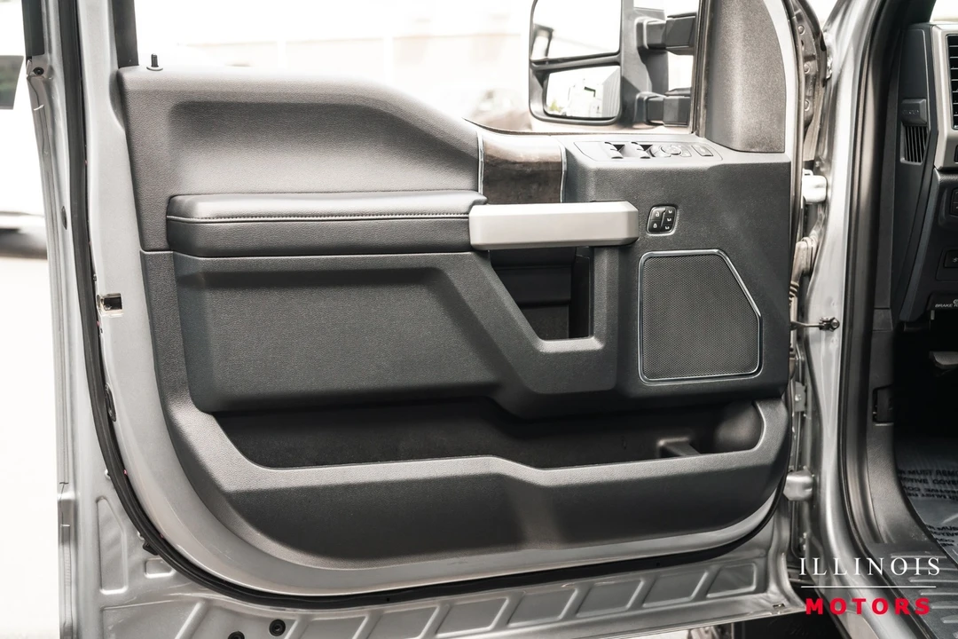 2022 Ford Super Duty 4th Gen - Image 18 of 31