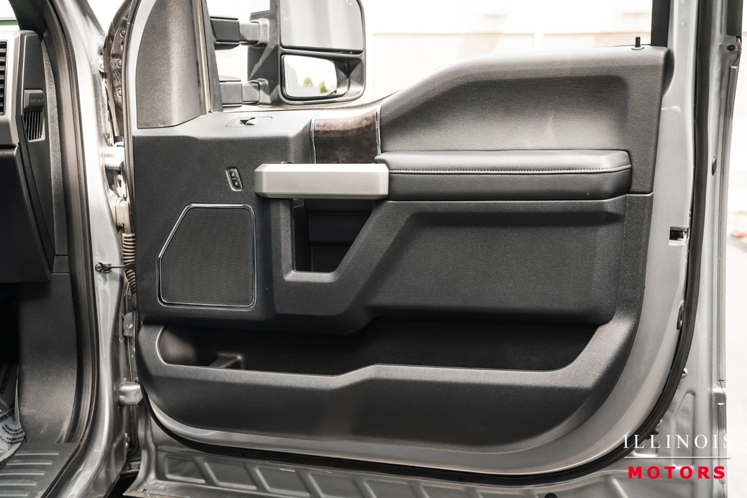2022 Ford Super Duty 4th Gen - Image 28 of 31
