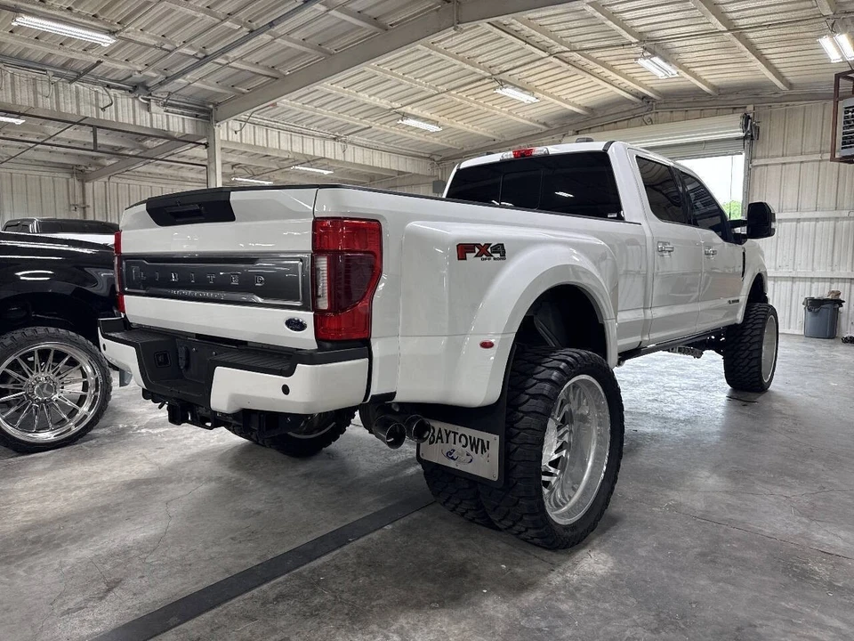 2022 Ford Super Duty 4th Gen - Image 4 of 11
