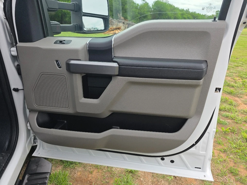 2022 Ford Super Duty 4th Gen - Image 19 of 24