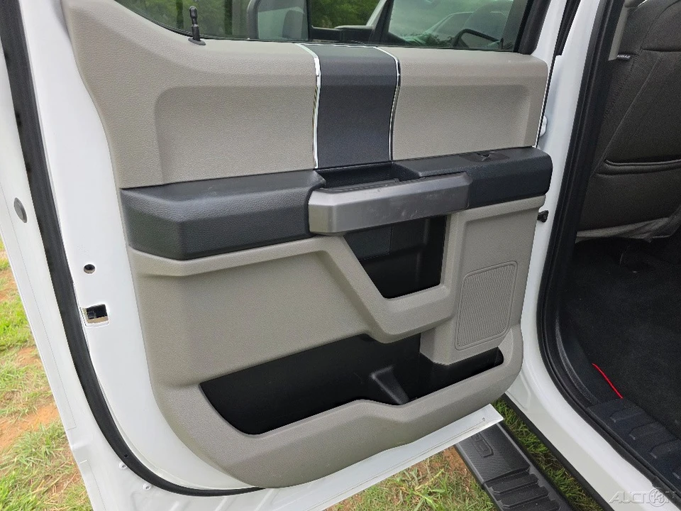 2022 Ford Super Duty 4th Gen - Image 16 of 24