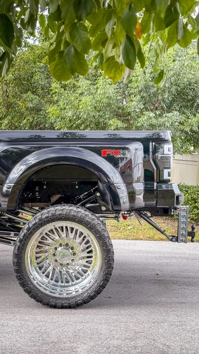 2022 Ford Super Duty 4th Gen - Image 8 of 17