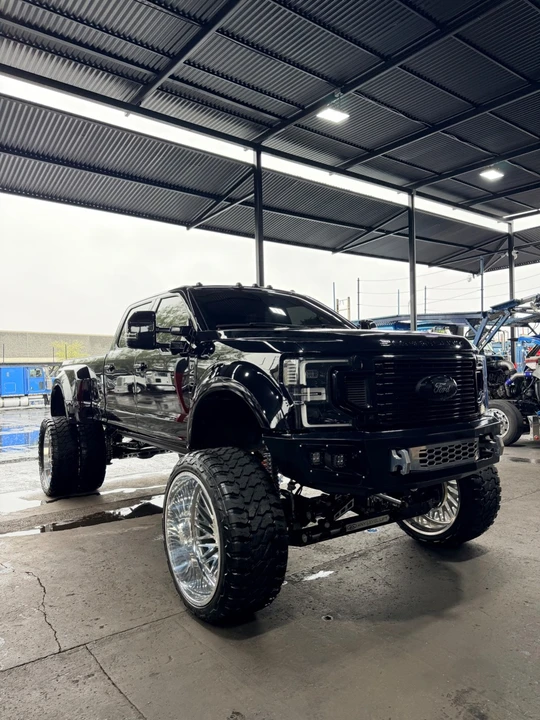 2022 Ford Super Duty 4th Gen - Image 15 of 17