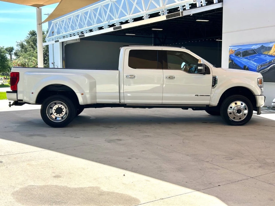 2022 Ford Super Duty 4th Gen - Image 4 of 12