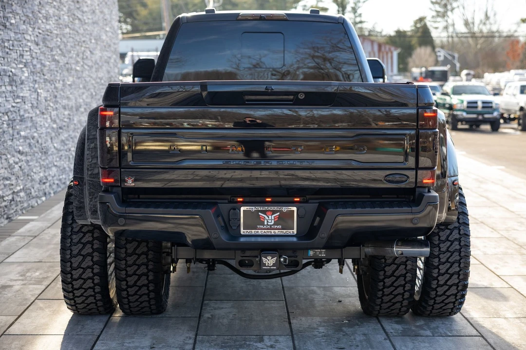 2022 Ford Super Duty 4th Gen - Image 15 of 21