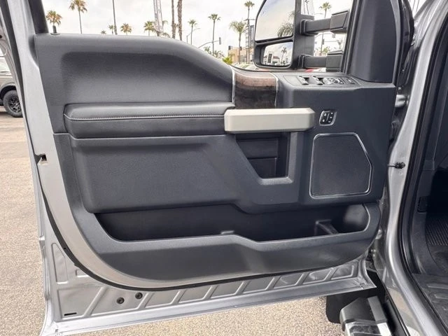2022 Ford Super Duty 4th Gen - Image 15 of 30