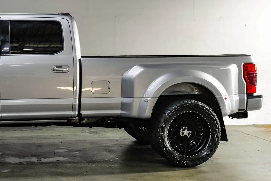 2022 Ford Super Duty 4th Gen - Image 19 of 31