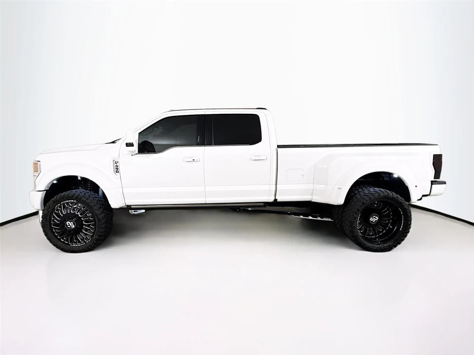 2022 Ford Super Duty 4th Gen - Image 27 of 31