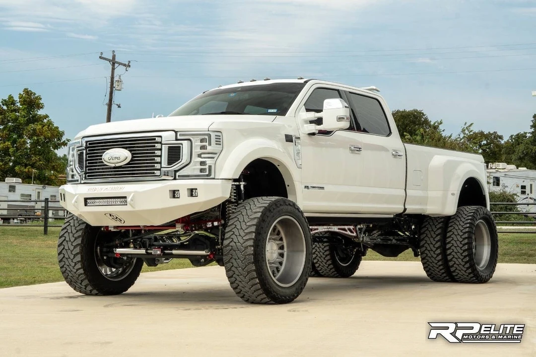 2022 Ford Super Duty 5th Gen - Image 5 of 21
