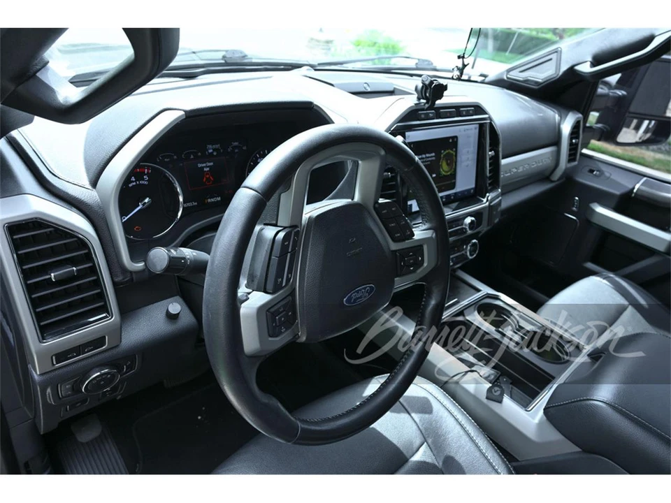 2022 Ford F-150 Lightning 14th Gen - Image 4 of 5