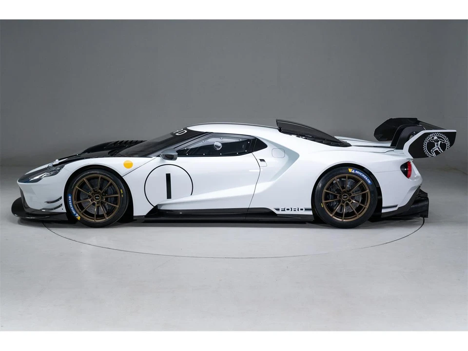 2022 Ford GT 2nd Gen - Image 7 of 31