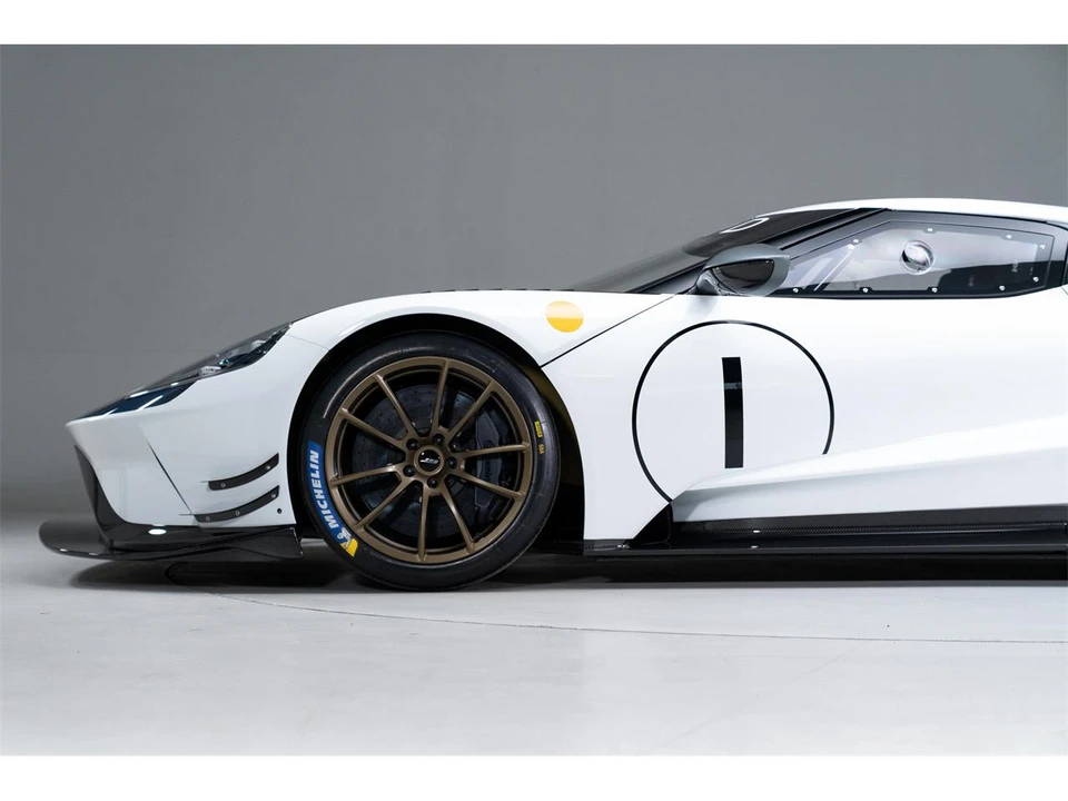 2022 Ford GT 2nd Gen - Image 19 of 31