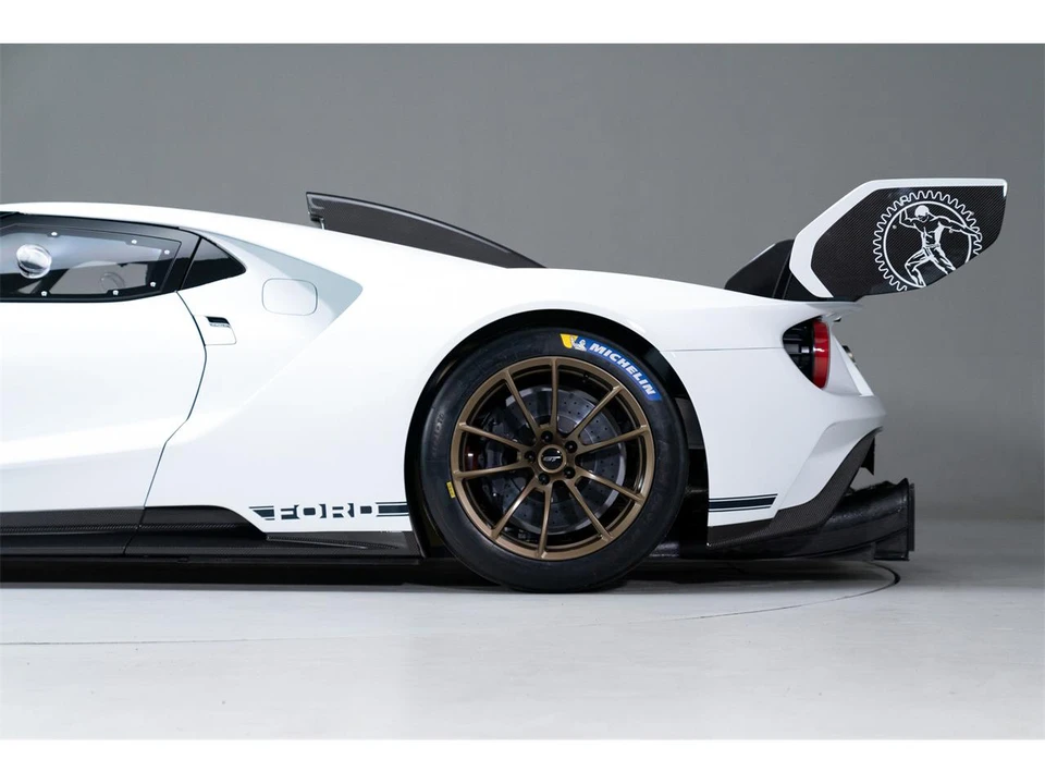 2022 Ford GT 2nd Gen - Image 20 of 31
