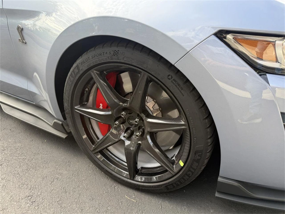 2022 Ford GT 2nd Gen - Image 14 of 19