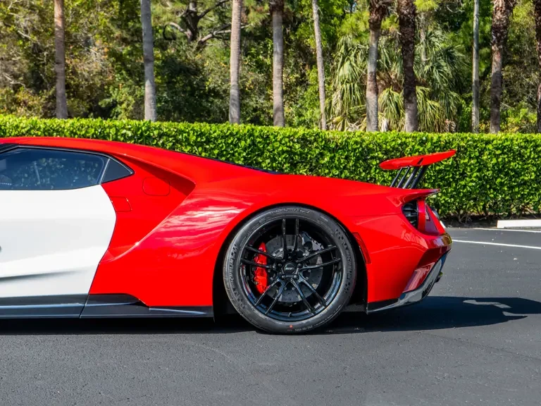 2022 Ford GT 2nd Gen - Image 19 of 31