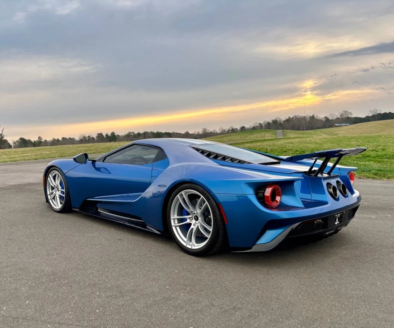 2022 Ford GT 2nd Gen - Image 13 of 31
