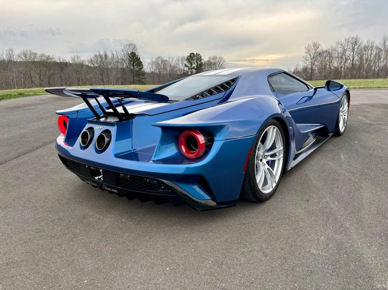 2022 Ford GT 2nd Gen - Image 9 of 31