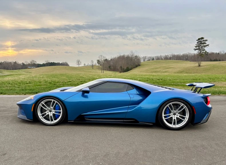 2022 Ford GT 2nd Gen - Image 14 of 31