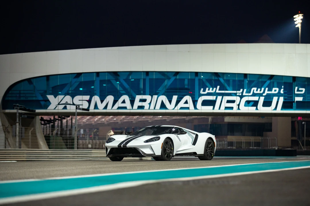 2022 Ford GT 2nd Gen - Image 2 of 31