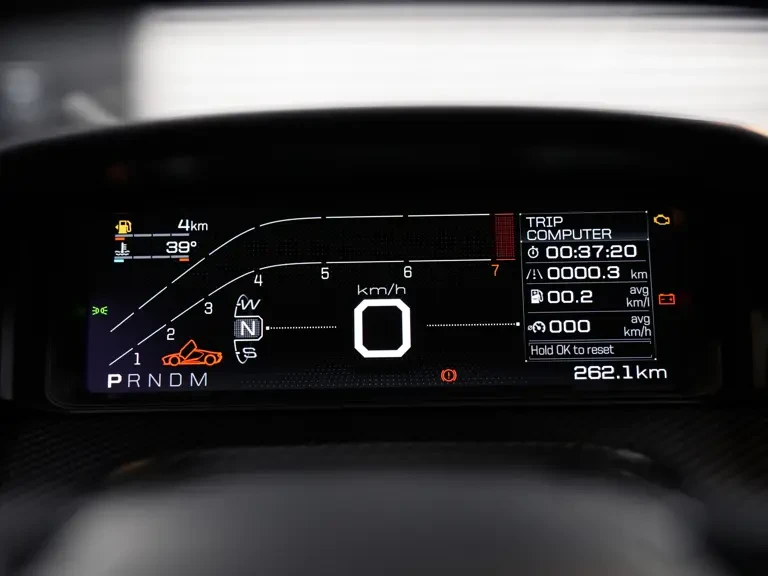 2022 Ford GT 2nd Gen - Image 11 of 31