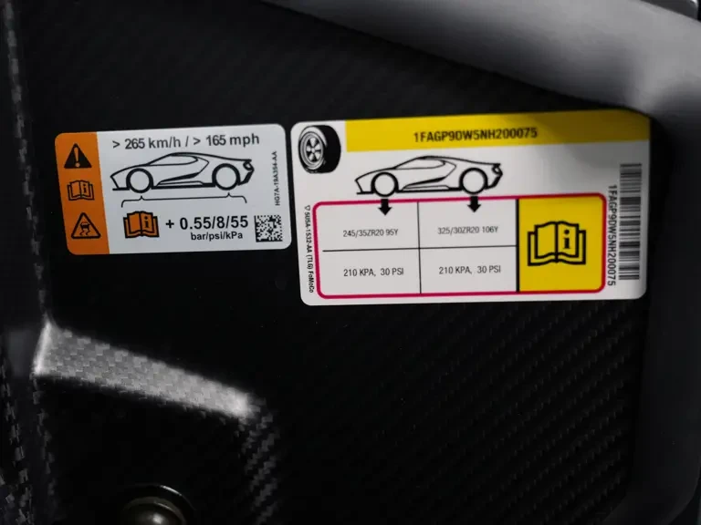 2022 Ford GT 2nd Gen - Image 25 of 31