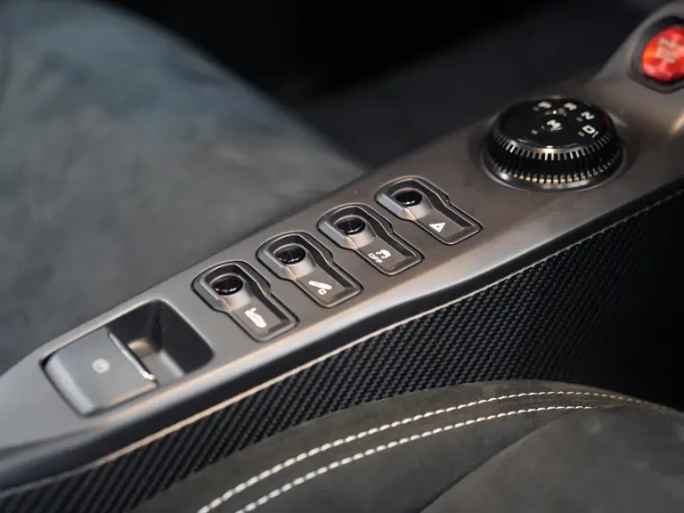 2022 Ford GT 2nd Gen - Image 16 of 31