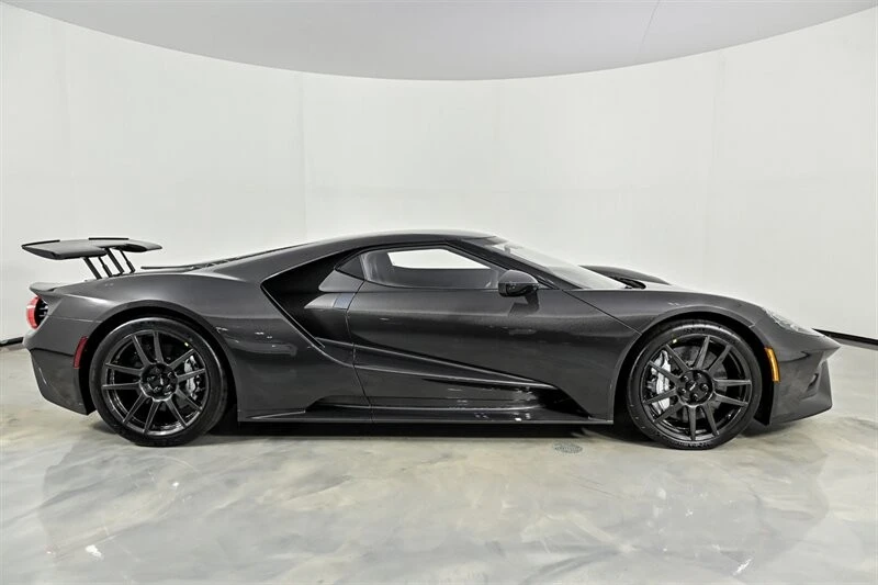 2022 Ford GT 2nd Gen - Image 13 of 31