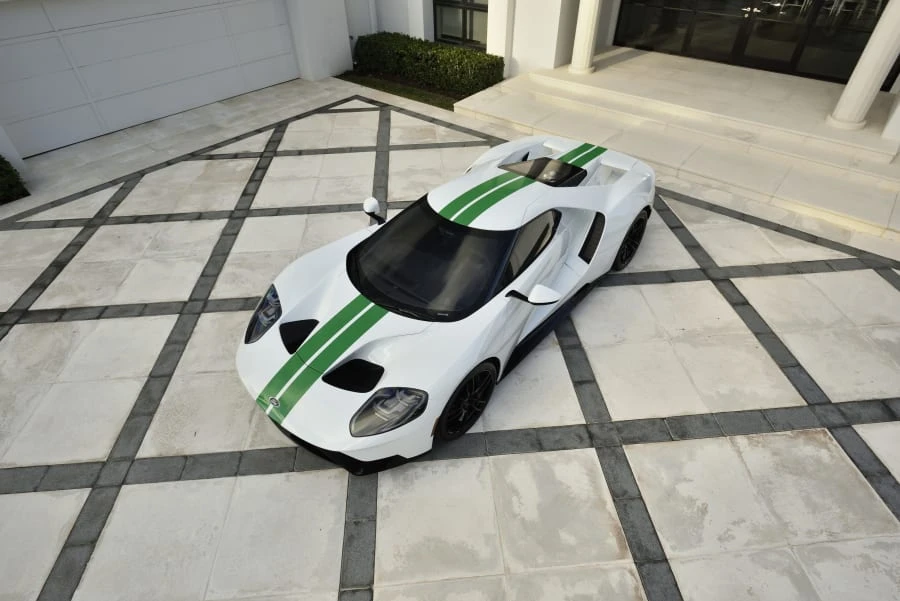 2022 Ford GT 2nd Gen - Image 2 of 31