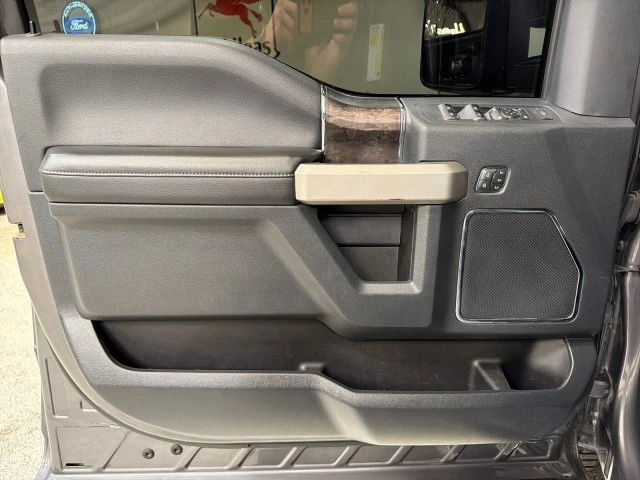 2022 Ford Super Duty 4th Gen - Image 16 of 21