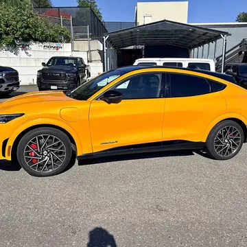 2022 Ford Mustang Mach-E GT Premium