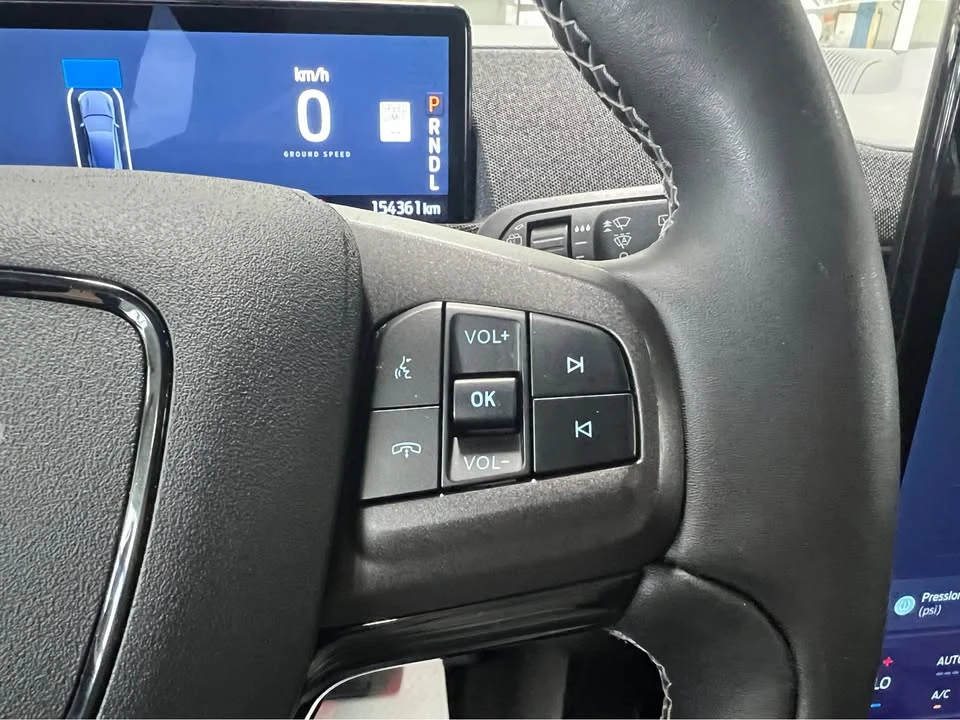 2022 Ford GT - Image 15 of 17