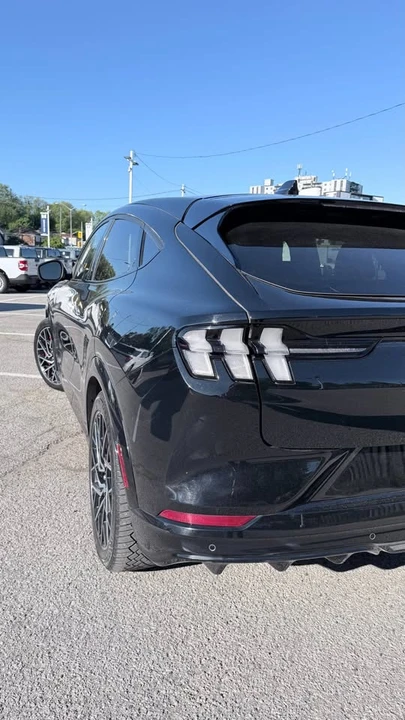 2022 Ford Mustang Mach-E - Image 8 of 15