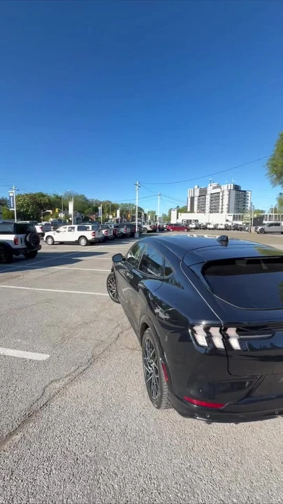 2022 Ford Mustang Mach-E - Image 15 of 15