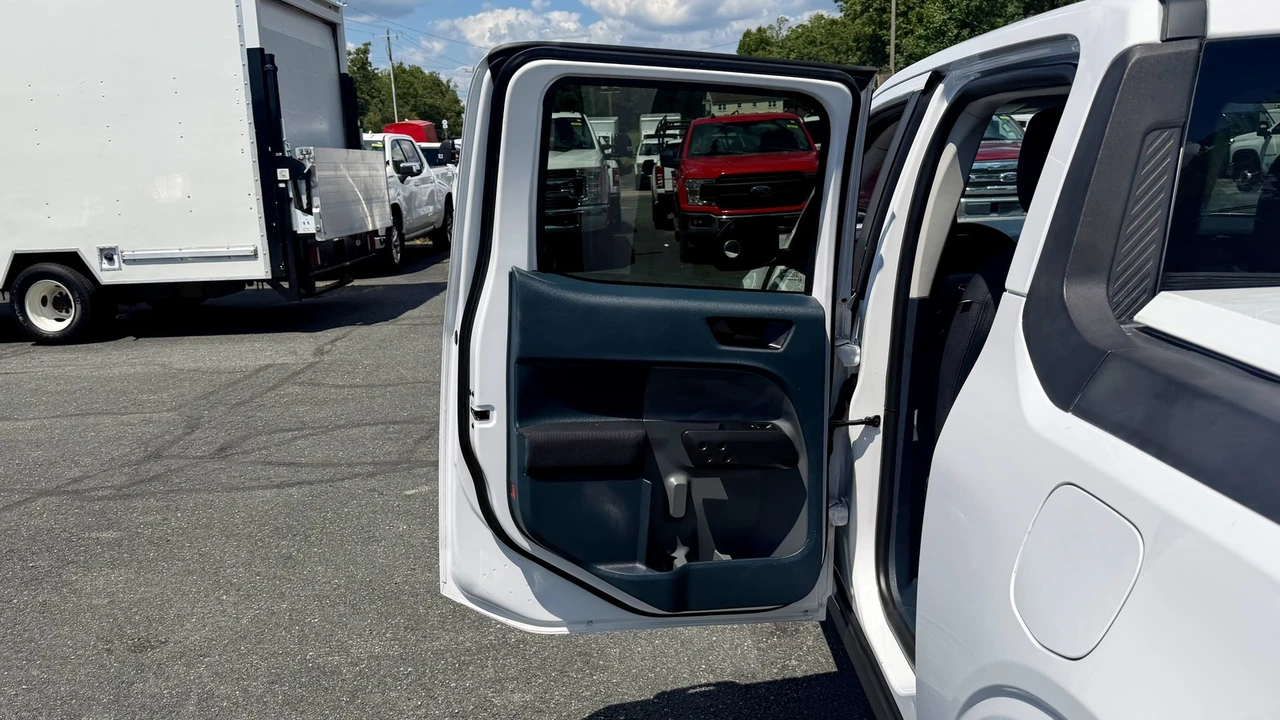 2022 Ford Maverick - Image 19 of 30