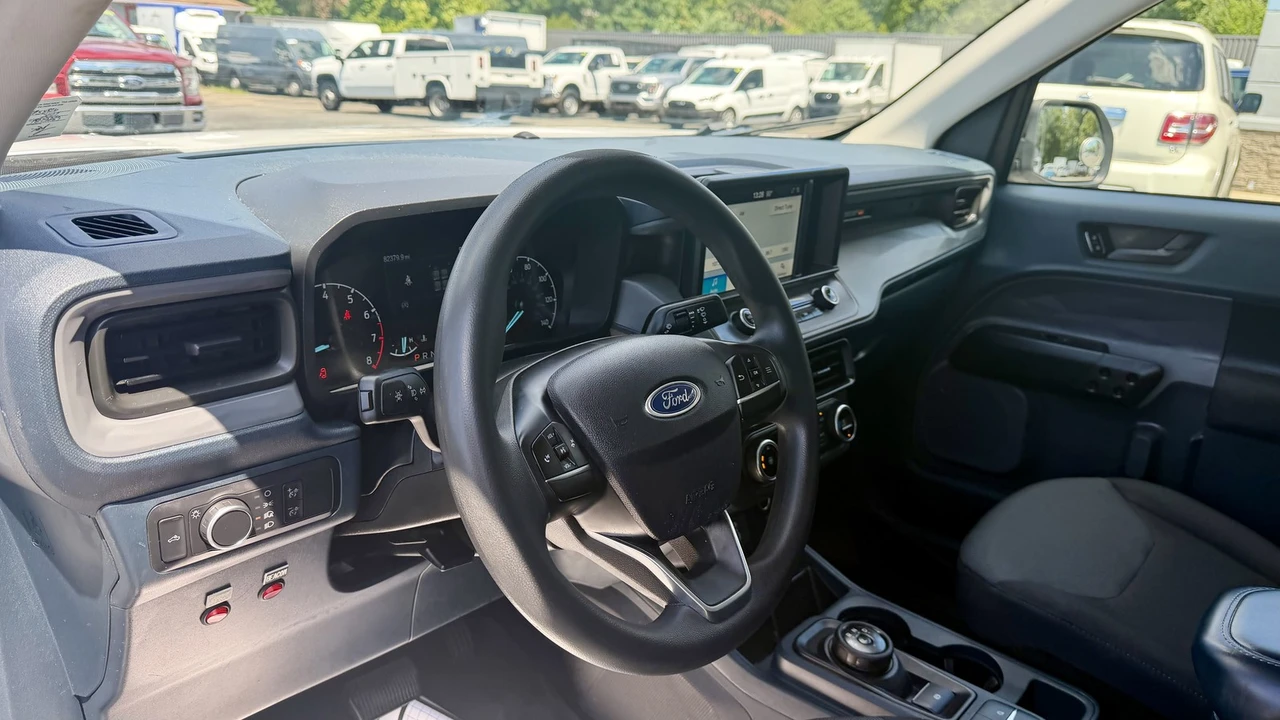 2022 Ford Maverick - Image 18 of 30