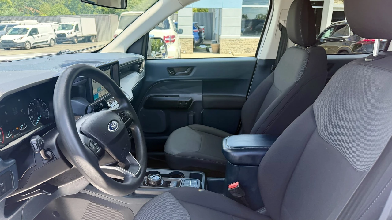 2022 Ford Maverick - Image 17 of 30